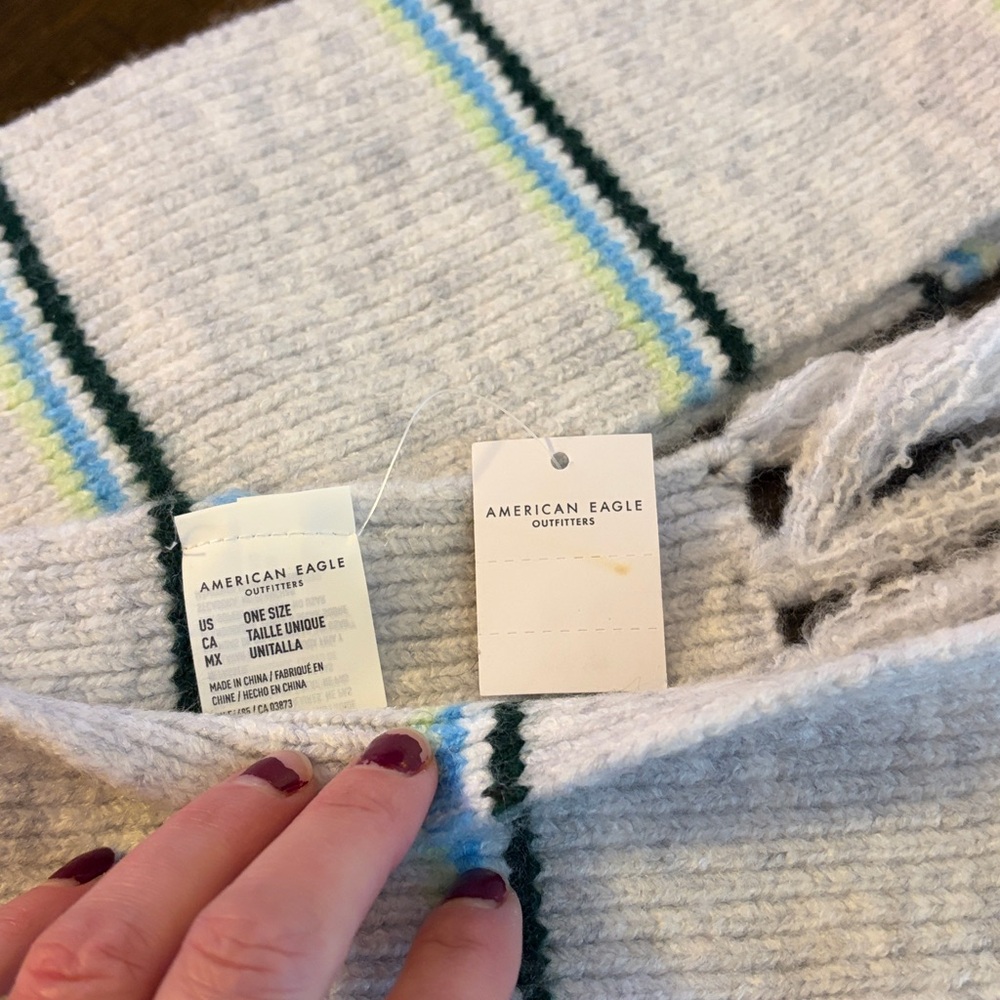 American Eagle NWT Gray Striped-light navy blue/white/green-Knit Scarf w/Fringe - Picture 3 of 5